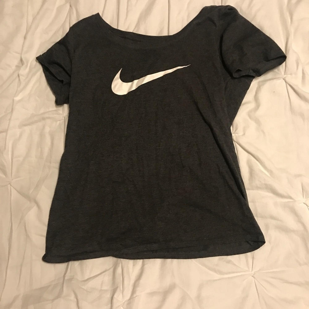 Nike t shirt